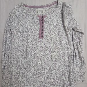 Ruff Hewn White and Lavender Floral Long Sleeve Henley Top